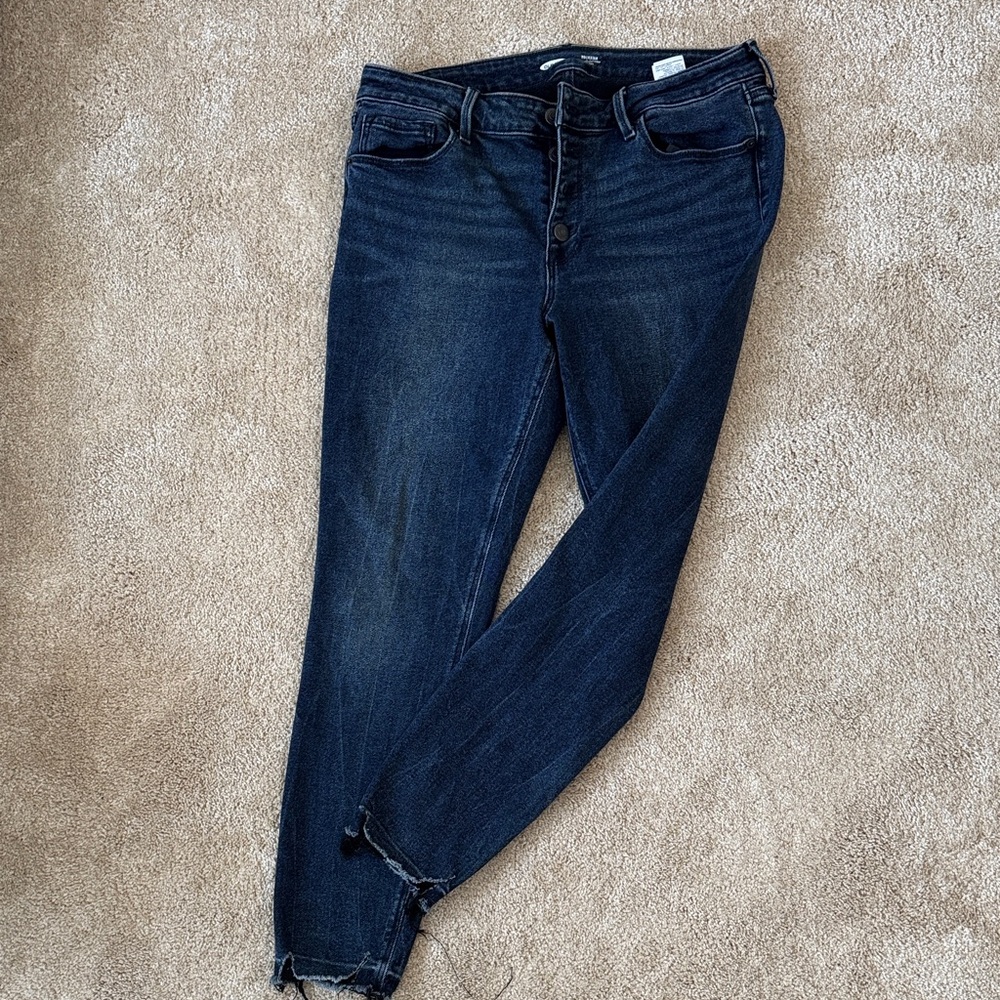 Old Navy Dark Wash rockstar, super skinny ankle jeans